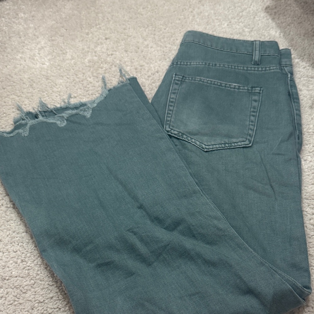 Frayed Hem Blue Jeans